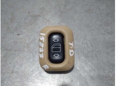 Recambio de mando elevalunas trasero derecho para mercedes-benz clase c (w202) berlina 250 td (202.128) referencia OEM IAM A2028