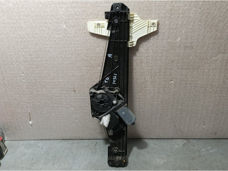 Recambio de elevalunas trasero derecho para peugeot 3008 gt line referencia OEM IAM 9810488480  ELECTRICO 6 PINS