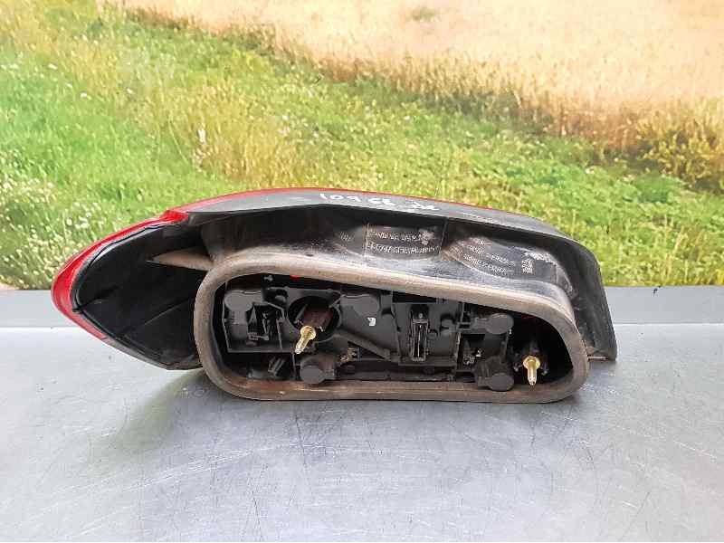 Recambio de piloto trasero derecho para peugeot 306 berlina 3/4/5 puertas (s2) graffic referencia OEM IAM   TOCADO VER FOTOS