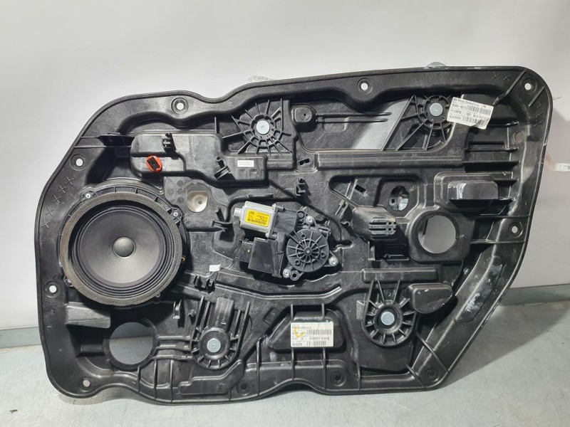 Recambio de elevalunas delantero derecho para kia cee´d concept plus referencia OEM IAM 82480A2111  ELÉCTRICO 6 PINS