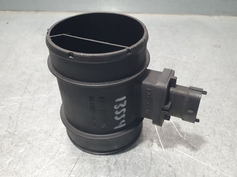 Recambio de caudalimetro para alfa romeo mito (145) distinctive referencia OEM IAM 55206758 0281002917 BOSCH