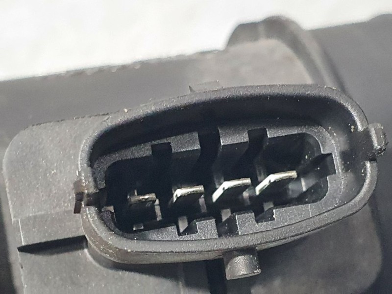 Recambio de caudalimetro para alfa romeo mito (145) distinctive referencia OEM IAM 55206758 0281002917 BOSCH