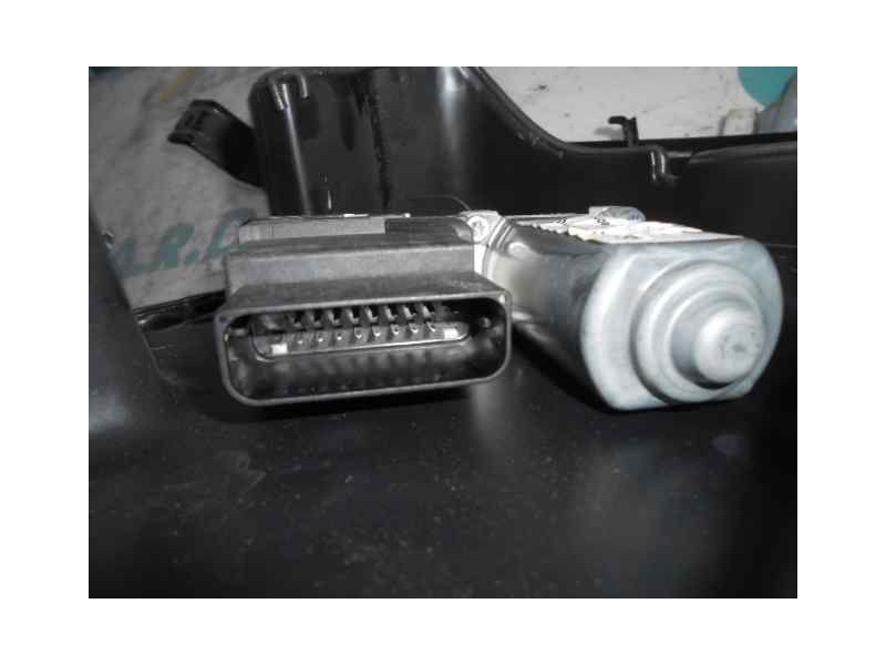 Recambio de elevalunas trasero izquierdo para seat leon (1p1) reference referencia OEM IAM 1P0839461  ELECTRICO