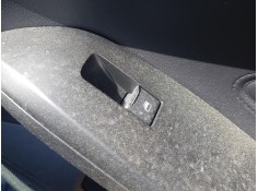 MANDO ELEVALUNAS DELANTERO DERECHO 