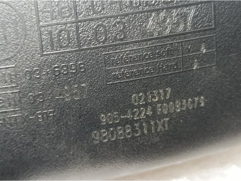 Recambio de espejo interior para peugeot 3008 gt line referencia OEM IAM 98088311XT  