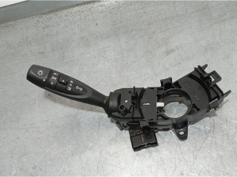 Recambio de mando luces para hyundai i10 style referencia OEM IAM 93410B9521  