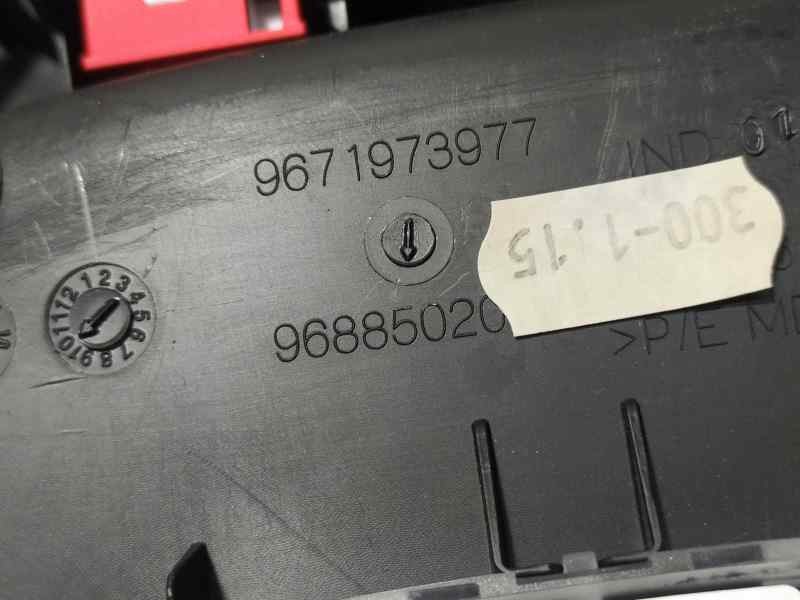 Recambio de luz interior para citroën ds4 design referencia OEM IAM 9671973977 6362AQ 