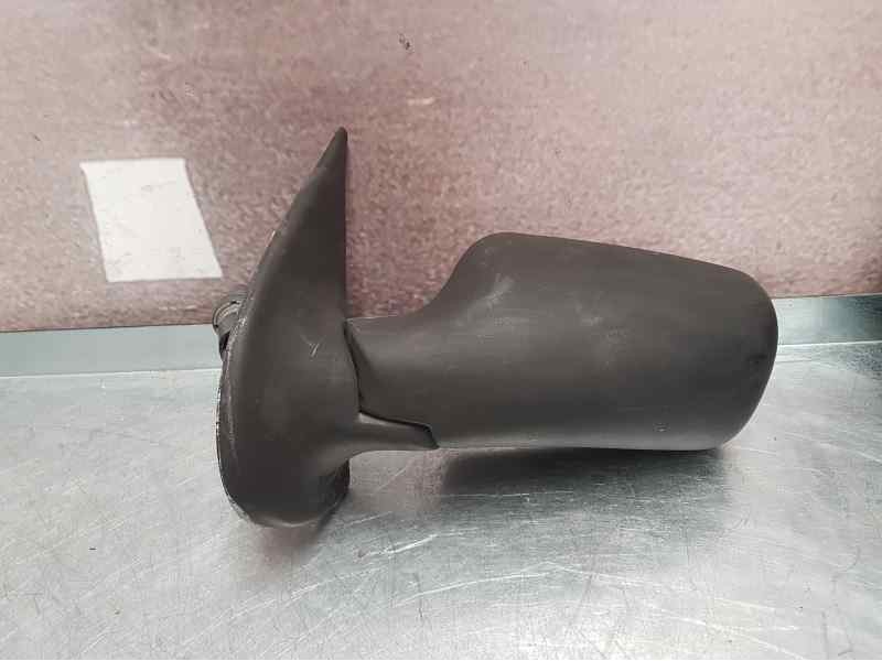 Recambio de retrovisor izquierdo para fiat punto berlina (176) 60 sx referencia OEM IAM 0071712581 TOCADA UNA ESQUINA C/M