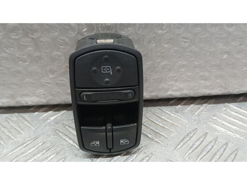 Recambio de mando elevalunas delantero izquierdo para opel corsa d enjoy referencia OEM IAM 13258521AA  315625731