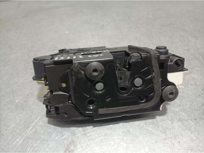 Recambio de cerradura puerta trasera derecha para volkswagen tiguan (5n1) advance referencia OEM IAM 5N0839016A  ELECTRICA