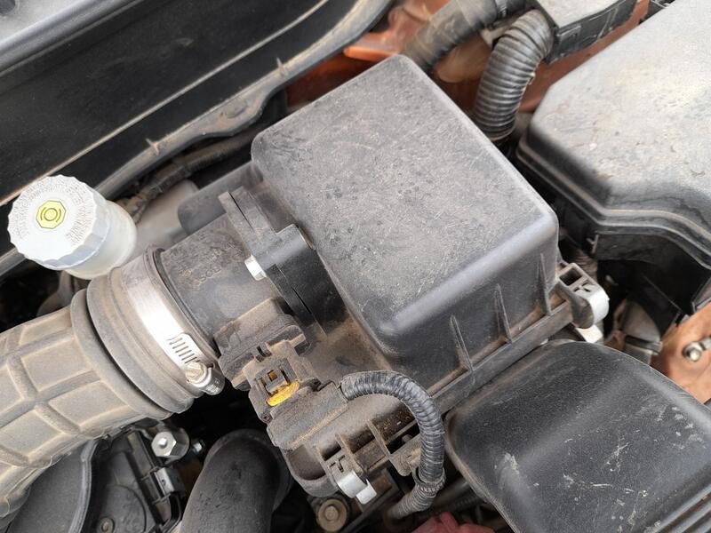 Recambio de carcasa filtro aire para suzuki vitara (ly) 1.6 ddis (apk 416d) referencia OEM IAM 1370062M00000  