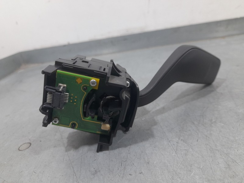 Recambio de mando luces para ford focus iv turnier (hp) 1.0 ecoboost mhev referencia OEM IAM H1BT13335BB  