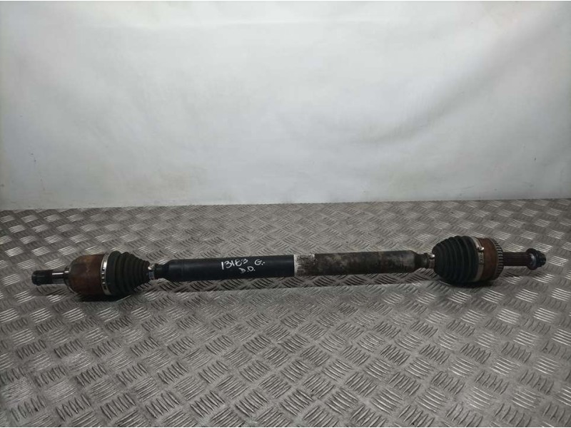 Recambio de transmision delantera derecha para kia cee´d concept plus referencia OEM IAM 49501A6  REFERENCIA INCOMPLETA BORRADA