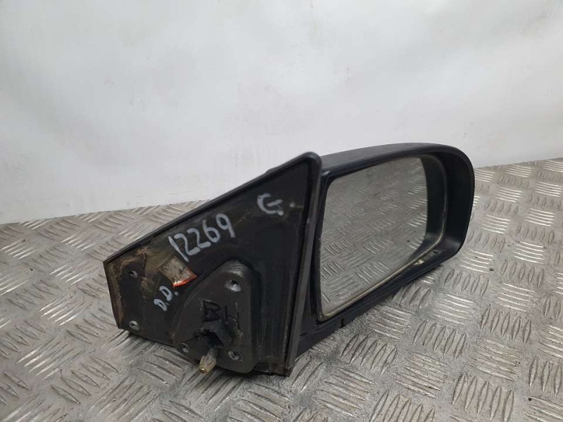 Recambio de retrovisor derecho para kia carens 2.0 crdi lx monovolumen referencia OEM IAM SIN REF  ELECTRICO 3 PINES