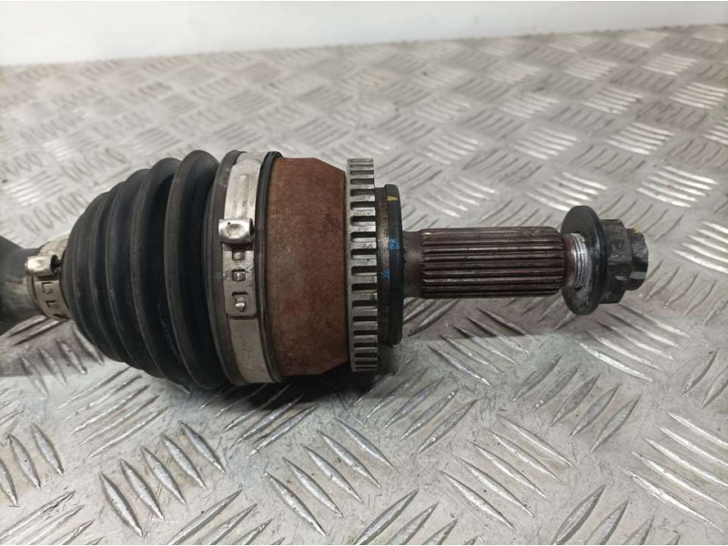 Recambio de transmision delantera derecha para kia cee´d concept plus referencia OEM IAM 49501A6  REFERENCIA INCOMPLETA BORRADA