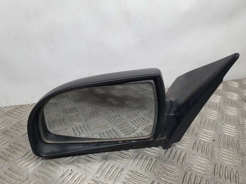 Recambio de retrovisor izquierdo para kia carens 2.0 crdi lx monovolumen referencia OEM IAM SIN REF  ELECTRICO 3 PINES
