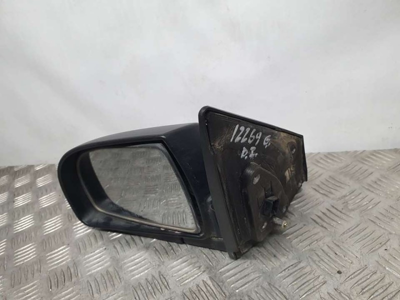 Recambio de retrovisor izquierdo para kia carens 2.0 crdi lx monovolumen referencia OEM IAM SIN REF  ELECTRICO 3 PINES