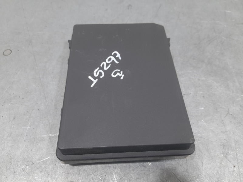 Recambio de caja reles / fusibles para nissan micra v (k14) acenta referencia OEM IAM 284B75RF2A  