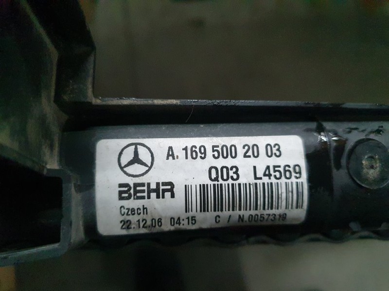 Recambio de radiador agua para mercedes-benz clase b (w245) 200 cdi (245.208) referencia OEM IAM A1695002003 BEHR 