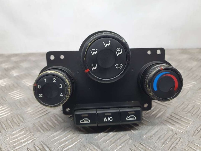 Recambio de mando calefaccion / aire acondicionado para kia carens 2.0 crdi lx monovolumen referencia OEM IAM 0K2FA61190  