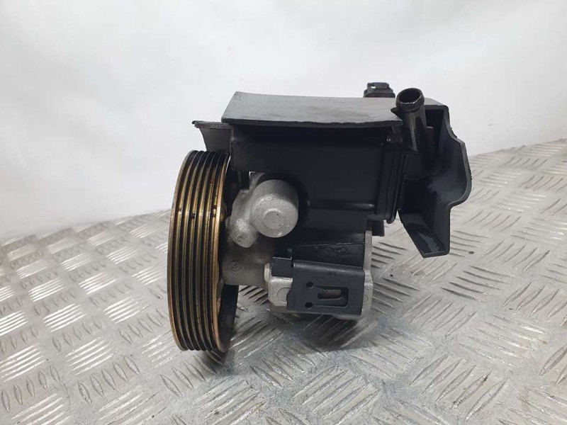 Recambio de bomba direccion para peugeot 206 berlina xs referencia OEM IAM 9638364580 26086355 