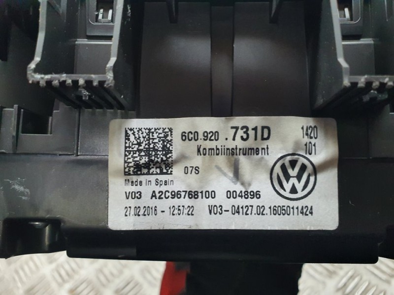 Recambio de cuadro instrumentos para volkswagen polo (6c1) bluemotion referencia OEM IAM 6C0920731D A2C96768100 