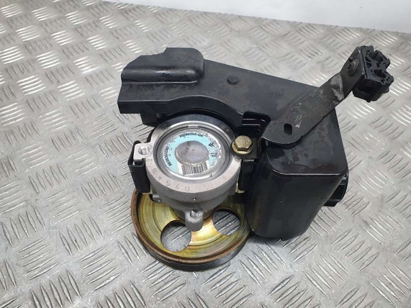 Recambio de bomba direccion para peugeot 206 berlina xs referencia OEM IAM 9638364580 26086355 