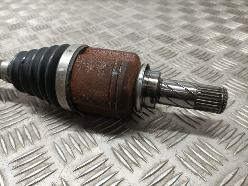 Recambio de transmision delantera izquierda para renault clio iv dynamique referencia OEM IAM 391017355R  