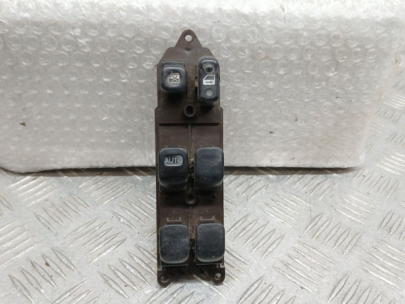 Recambio de mando elevalunas delantero izquierdo para lexus is200 (gxe10) 2.0 referencia OEM IAM 8404053021  