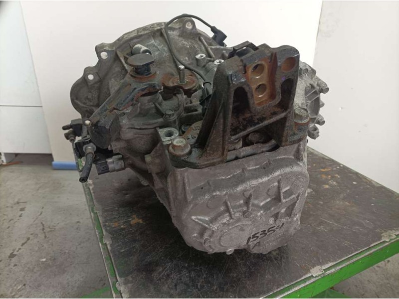 Recambio de caja cambios para kia cee´d business referencia OEM IAM WCJ6E 978233 6 VELOCIDADES