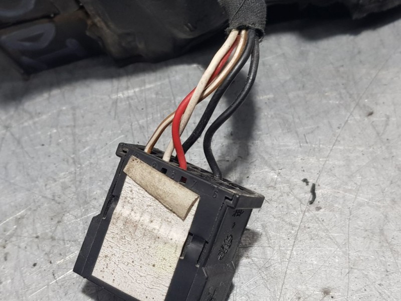 Recambio de retrovisor izquierdo para audi a4 berlina (b5) 1.9 tdi referencia OEM IAM   ELECTRICO 5 CABLES