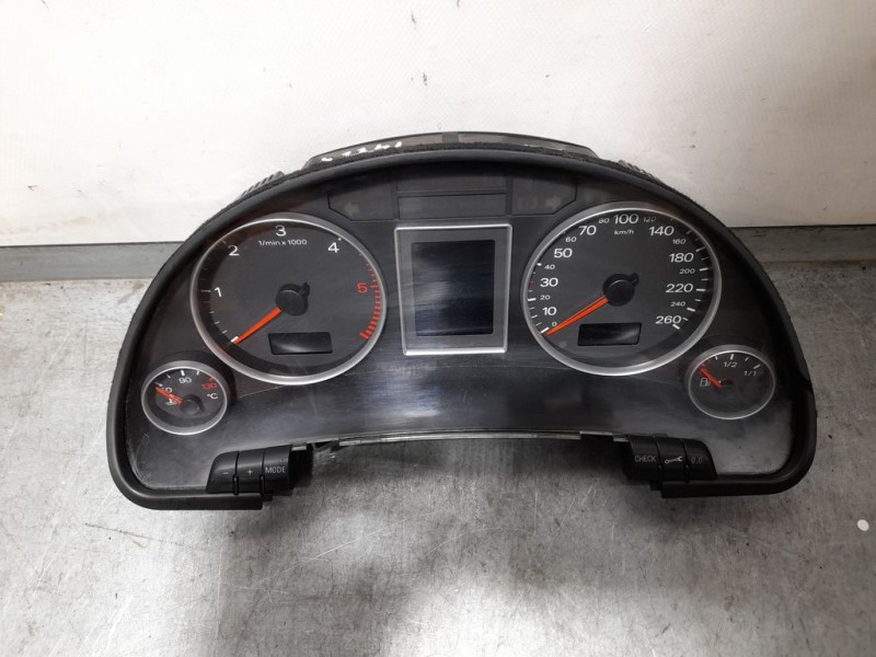 Recambio de cuadro instrumentos para audi a4 avant (8e) 2.0 tdi quattro (dpf) referencia OEM IAM 8E0920901D 0263626090 