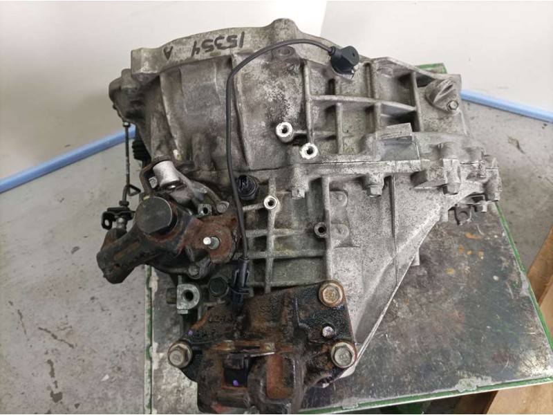 Recambio de caja cambios para kia cee´d business referencia OEM IAM WCJ6E 978233 6 VELOCIDADES