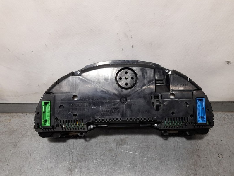 Recambio de cuadro instrumentos para audi a4 avant (8e) 2.0 tdi quattro (dpf) referencia OEM IAM 8E0920901D 0263626090 