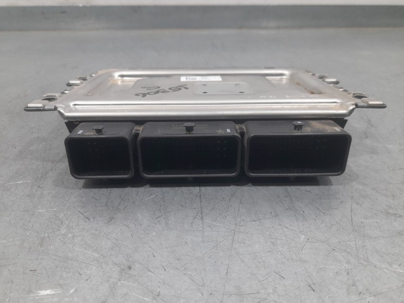 Recambio de centralita motor uce para dacia sandero confort referencia OEM IAM 237104638S  