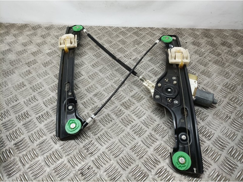 Recambio de elevalunas delantero derecho para bmw serie 3 berlina (e90) 320d referencia OEM IAM 7060266S 7140588E ELÉCTRICO BROS