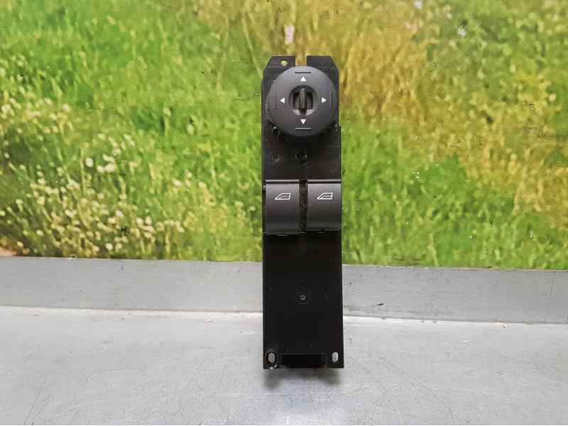Recambio de mando elevalunas delantero izquierdo para ford focus trend edition referencia OEM IAM DT1T14A132FB 10145124 