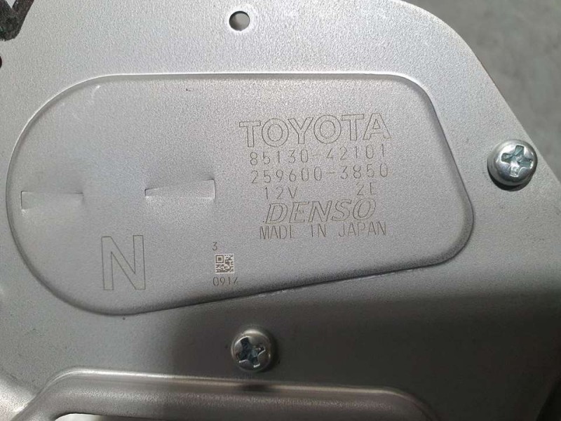 Recambio de motor limpia trasero para toyota rav4 hybrid 4x2 advance referencia OEM IAM 8513042101 2596003850 DENSO