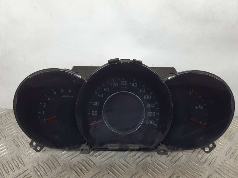 Recambio de cuadro instrumentos para kia cee´d business referencia OEM IAM 94003A2330 030200HW 