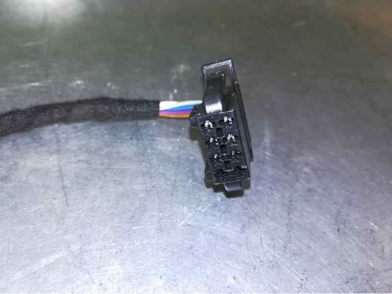 Recambio de retrovisor derecho para seat toledo (kg3) reference referencia OEM IAM 5JB857408K 6 CABLES ELECTRICO