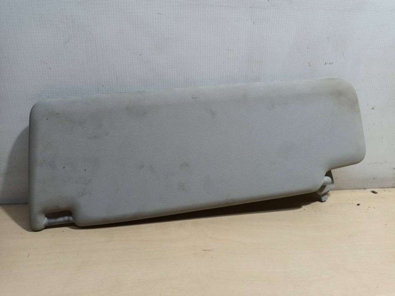 Recambio de parasol derecho para volkswagen tiguan (5n1) advance referencia OEM IAM 5N0857552H  