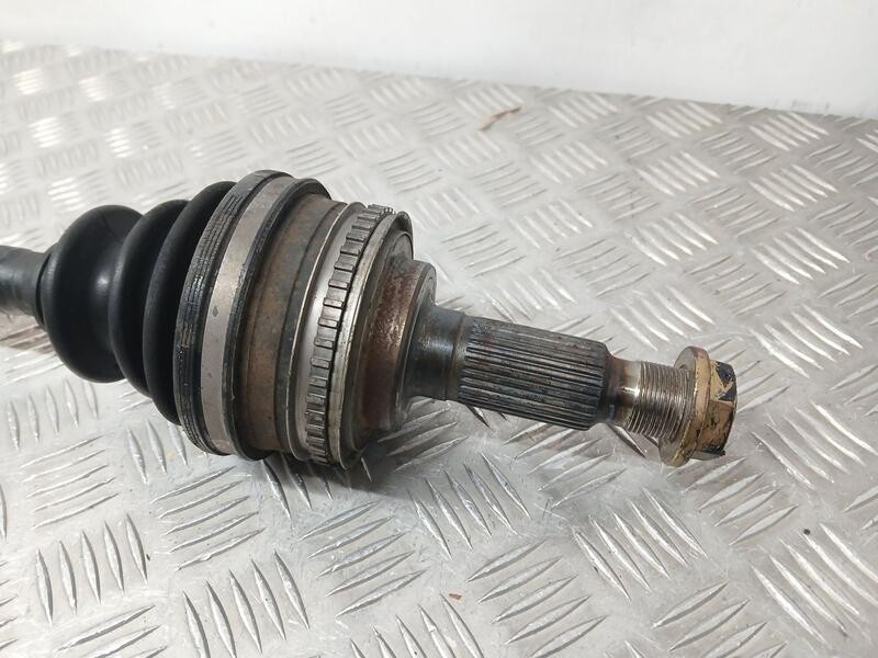 Recambio de transmision trasera derecha para lexus is200 (gxe10) 2.0 referencia OEM IAM 4233053010  