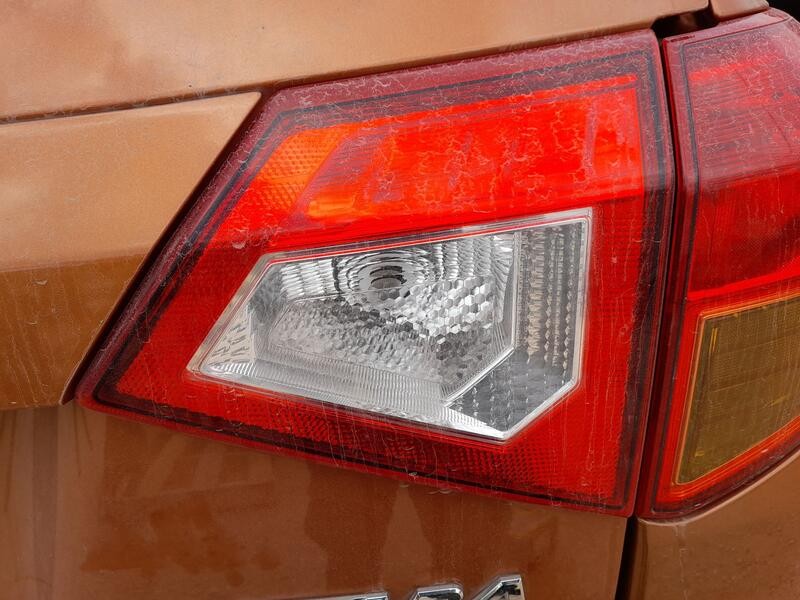 Recambio de piloto trasero derecho interior para suzuki vitara (ly) 1.6 ddis (apk 416d) referencia OEM IAM 3625454P01000  