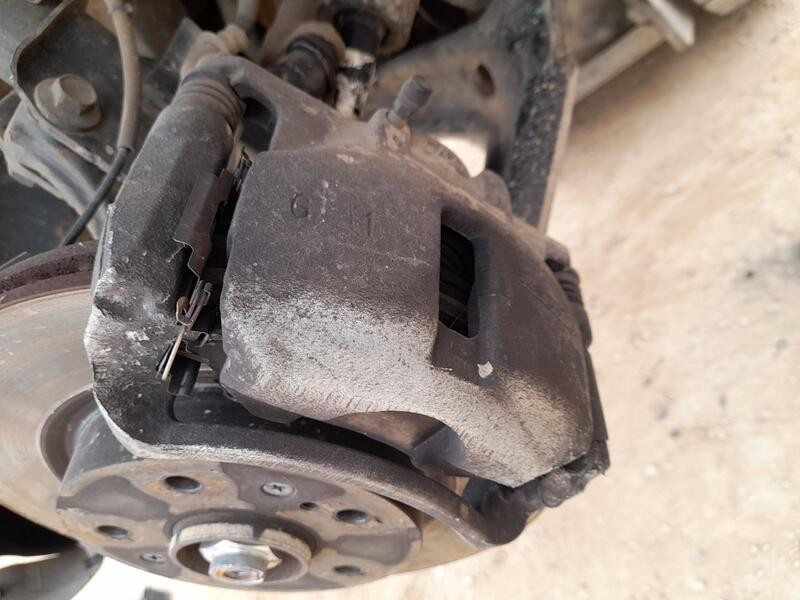 Recambio de pinza freno delantera derecha para suzuki vitara (ly) 1.6 ddis (apk 416d) referencia OEM IAM 5510161M01999  