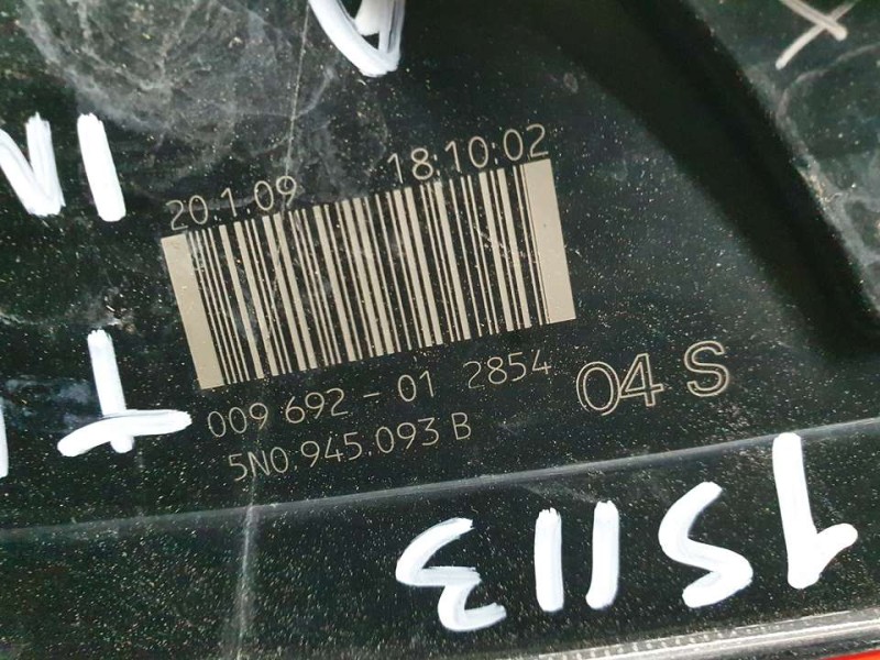 Recambio de piloto trasero izquierdo para volkswagen tiguan (5n1) advance referencia OEM IAM 5N0945093B  INTERIOR