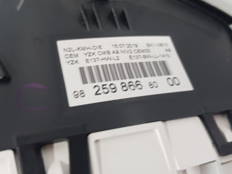 Recambio de cuadro instrumentos para peugeot 2008 i (cu_) 1.5 bluehdi 100 referencia OEM IAM 9825986680  