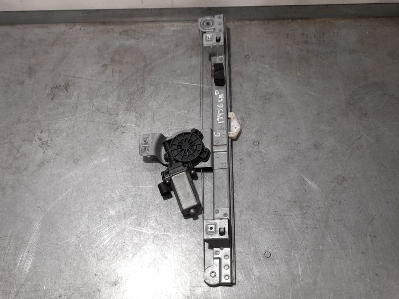 Recambio de elevalunas trasero derecho para renault kangoo extrem referencia OEM IAM 827200474R 2 PINES 128000842l