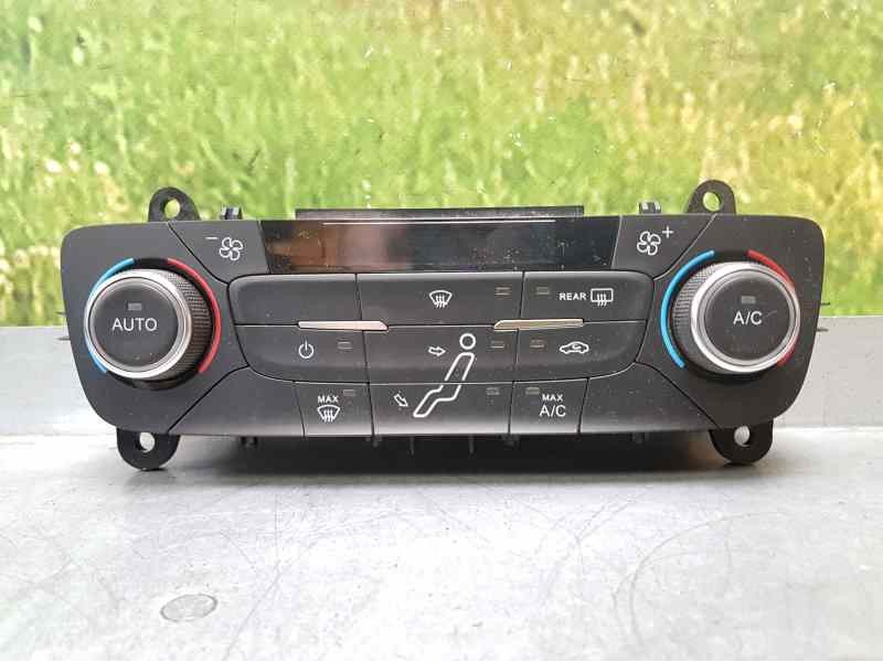 Recambio de mando climatizador para ford focus trend edition referencia OEM IAM F1ET18C612AK  