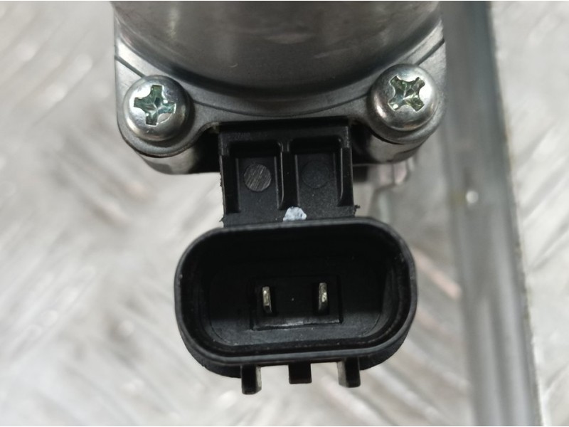 Recambio de elevalunas trasero derecho para kia picanto concept referencia OEM IAM 834021Y000 2 PÌNS ELECTRICO 2 PINS