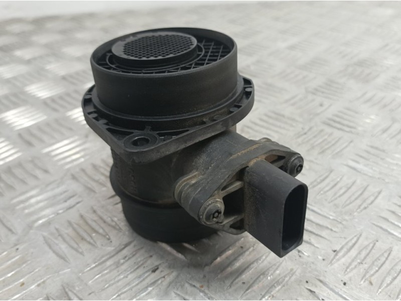 Recambio de caudalimetro para volkswagen golf v berlina (1k1) highline referencia OEM IAM 038906461B 0281002531 BOSCH